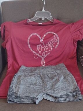 Blessed Heart Graphic T Outfit